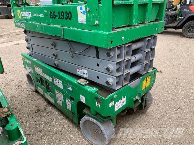 Genie GS-1930 シザースリフト