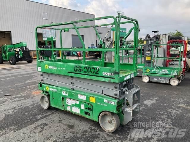 Genie GS-2032 シザースリフト