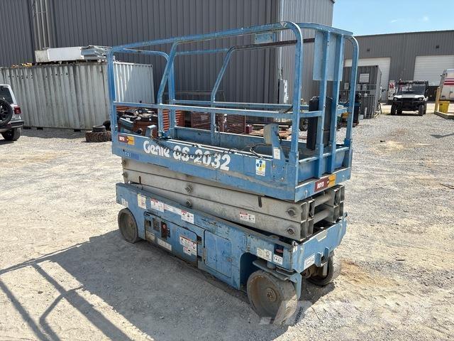 Genie GS-2032 シザースリフト