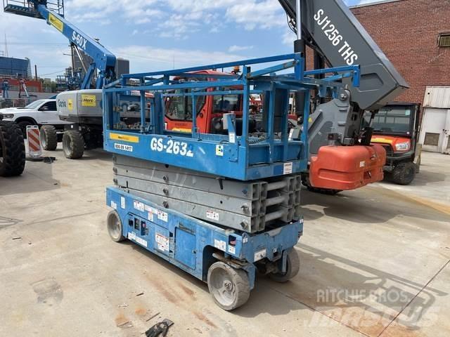 Genie GS-2632 シザースリフト