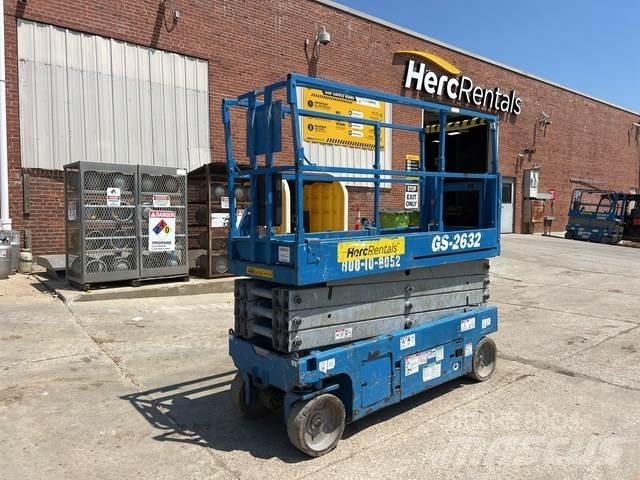Genie GS-2632 シザースリフト