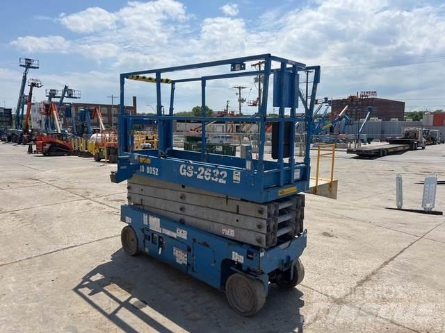 Genie GS-2632 シザースリフト