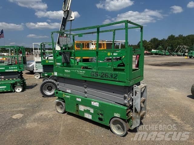 Genie GS-2632 シザースリフト