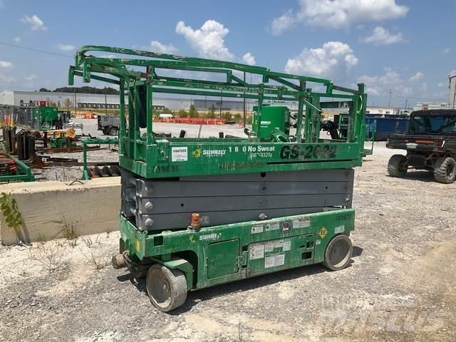 Genie GS-2632 シザースリフト
