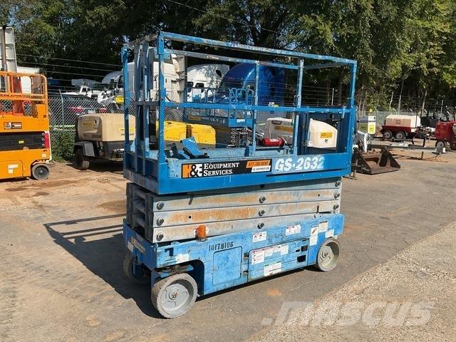 Genie GS-2632 シザースリフト