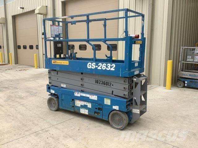 Genie GS-2632 シザースリフト