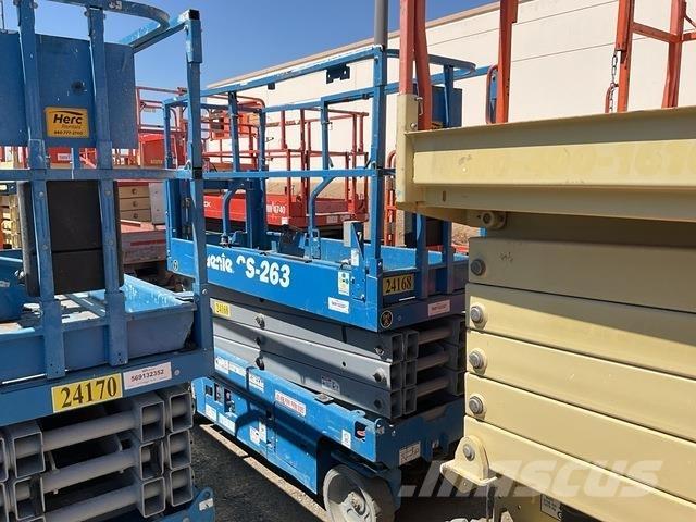 Genie GS-2632 シザースリフト