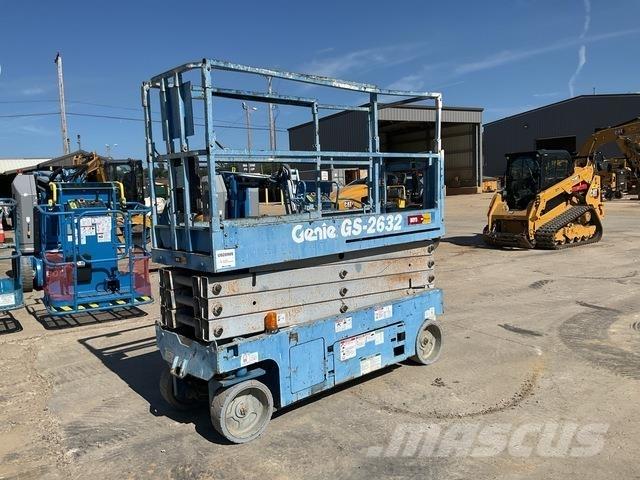 Genie GS-2632 シザースリフト