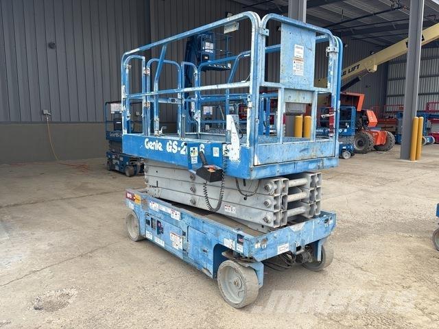 Genie GS-2646 シザースリフト