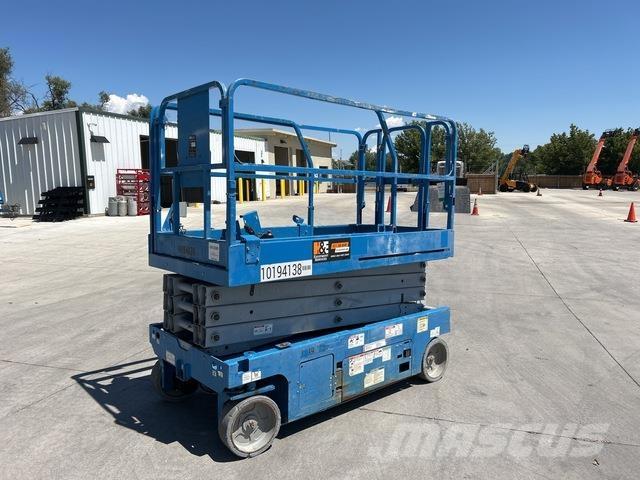Genie GS-2646 シザースリフト