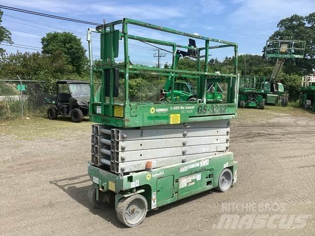 Genie GS-3232 シザースリフト