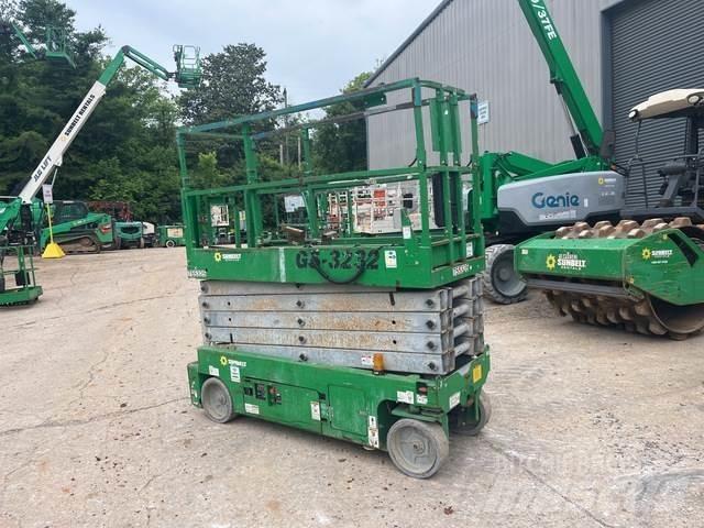 Genie GS-3232 シザースリフト