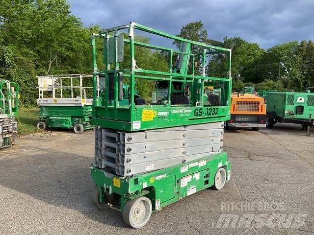 Genie GS-3232 シザースリフト