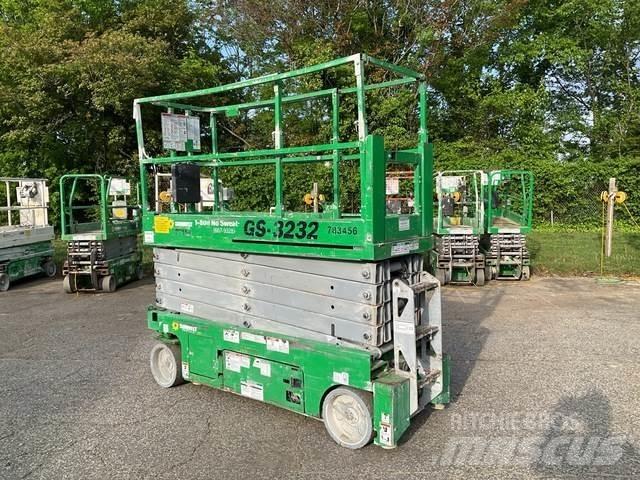 Genie GS-3232 シザースリフト