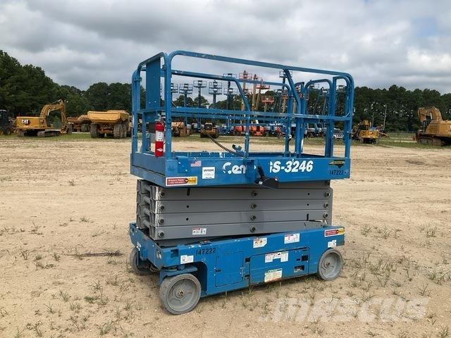 Genie GS-3246 シザースリフト