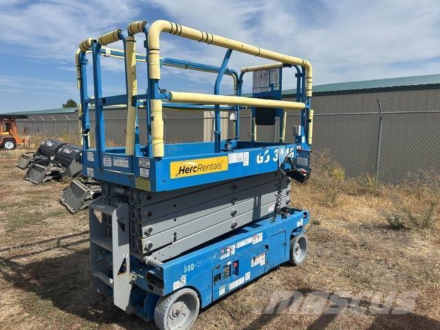 Genie GS-3246 シザースリフト