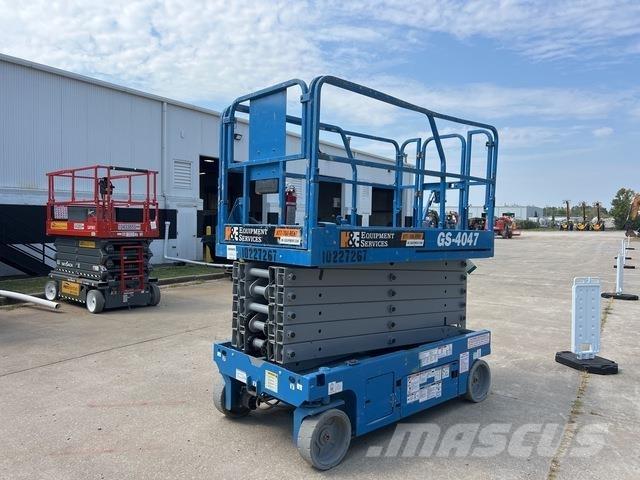 Genie GS-4047 シザースリフト