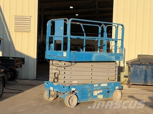 Genie GS-4047 シザースリフト
