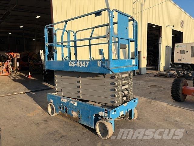 Genie GS-4047 シザースリフト