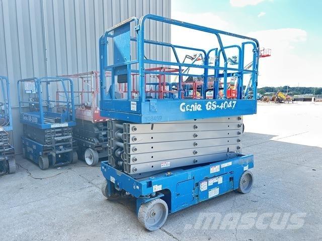 Genie GS-4047 シザースリフト