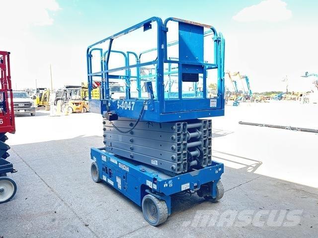 Genie GS-4047 シザースリフト