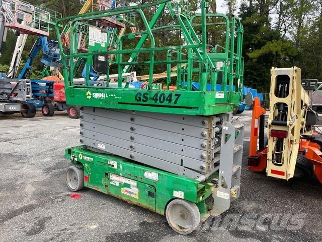 Genie GS-4047 シザースリフト