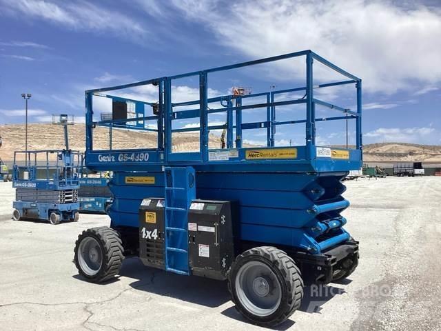 Genie GS-4390 シザースリフト