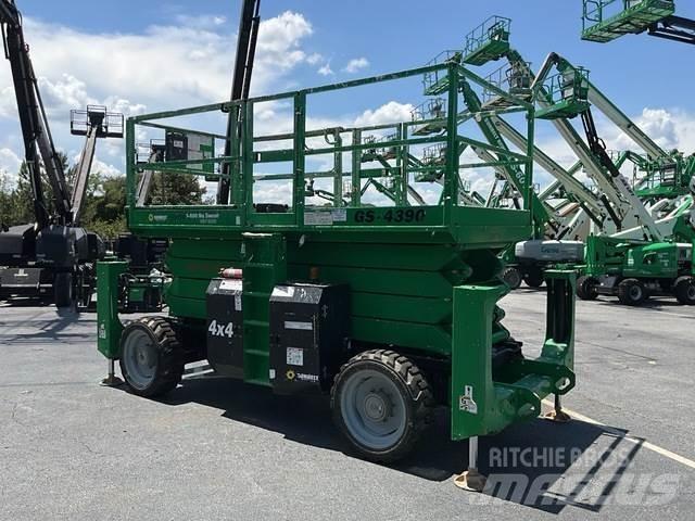 Genie GS-4390 シザースリフト