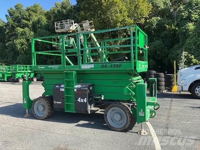 Genie GS-4390 シザースリフト