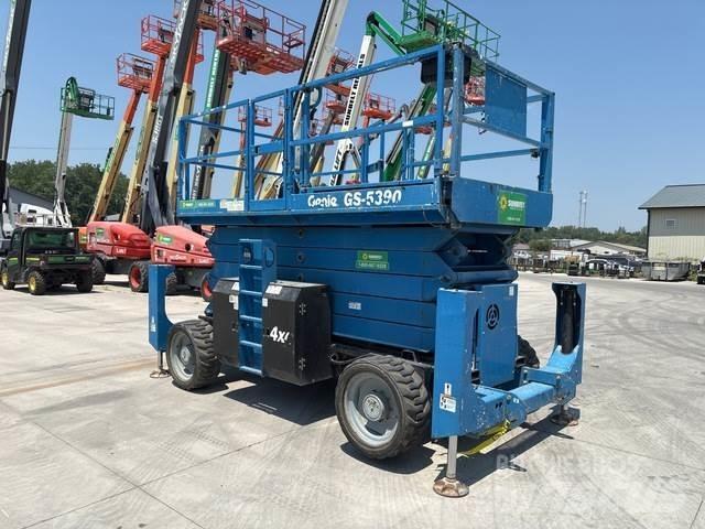 Genie GS-5390 シザースリフト