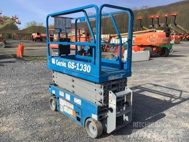 Genie GS1930 シザースリフト