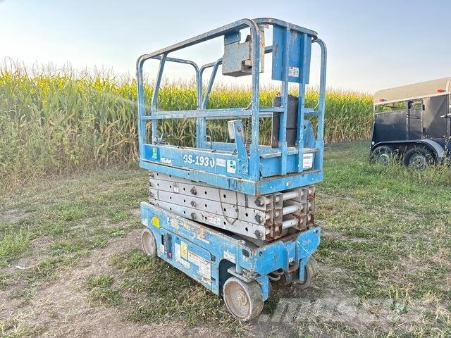 Genie GS1930 シザースリフト
