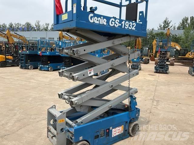 Genie GS1932 シザースリフト
