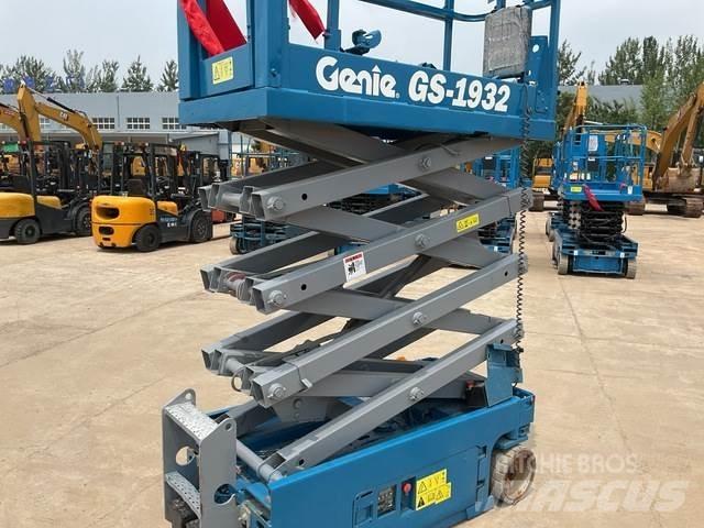 Genie GS1932 シザースリフト