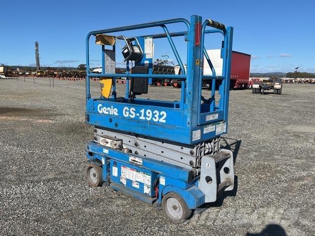 Genie GS1932 シザースリフト