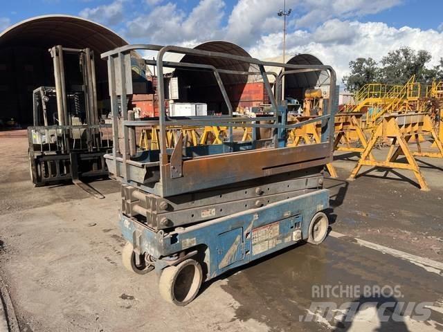 Genie GS2032 シザースリフト