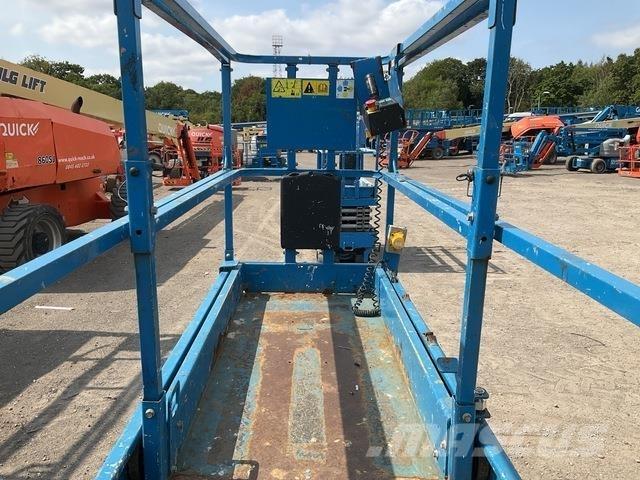 Genie GS2032 シザースリフト