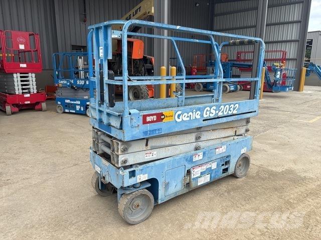 Genie GS2032 シザースリフト