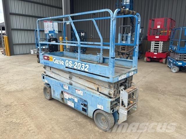 Genie GS2032 シザースリフト