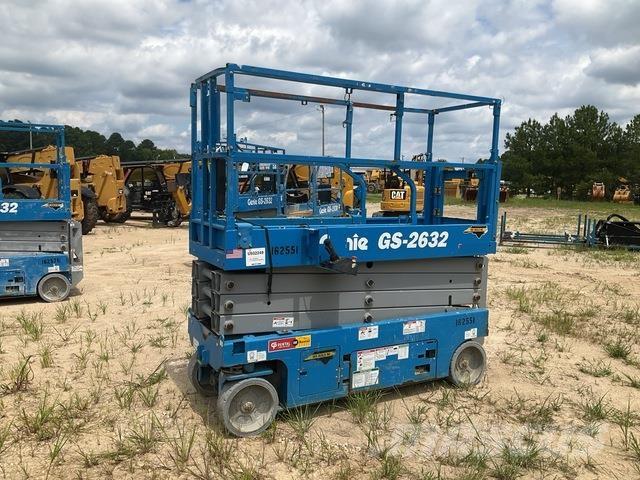 Genie GS2632 シザースリフト