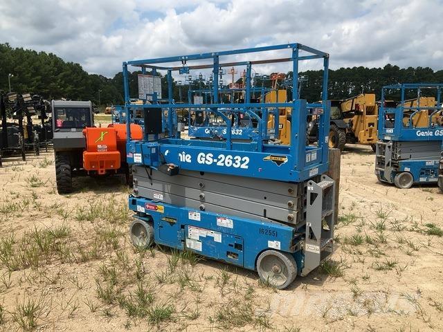 Genie GS2632 シザースリフト
