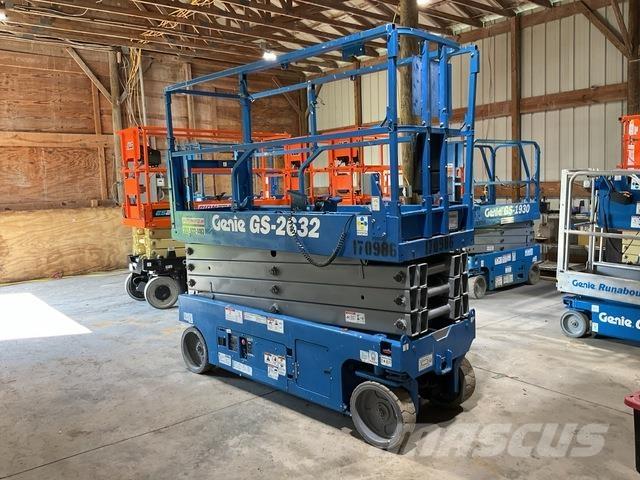 Genie GS2632 シザースリフト
