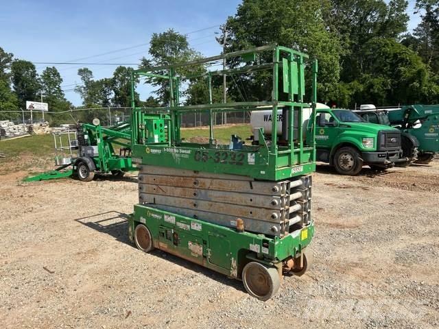 Genie GS3232 シザースリフト