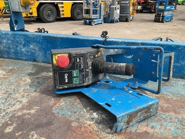 Genie GS3246 シザースリフト
