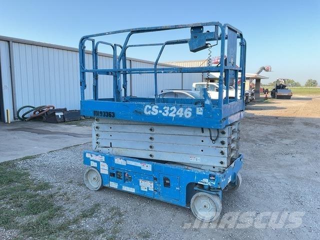 Genie GS3246 シザースリフト