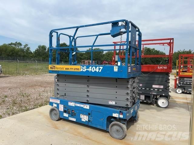 Genie GS4047 シザースリフト