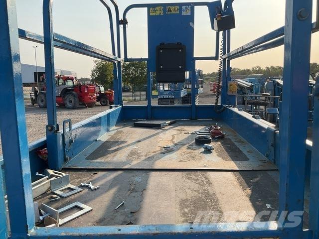 Genie GS4047 シザースリフト