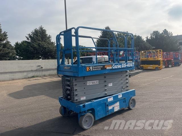 Genie GS4047 シザースリフト