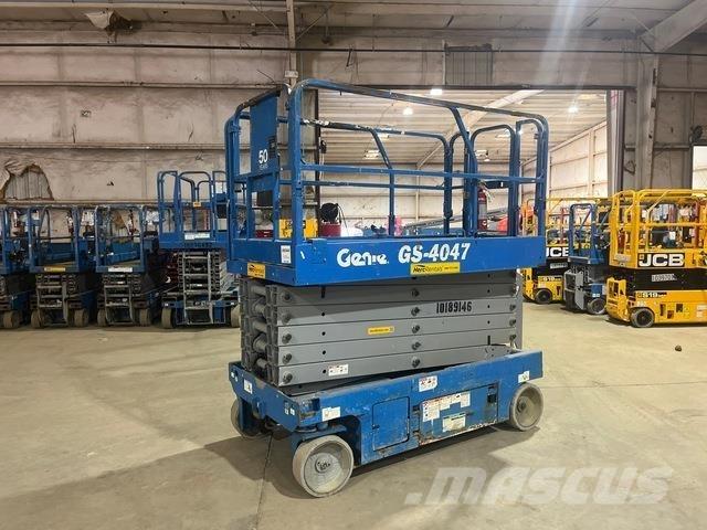 Genie GS4047 シザースリフト