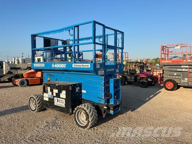Genie GS4069DC シザースリフト